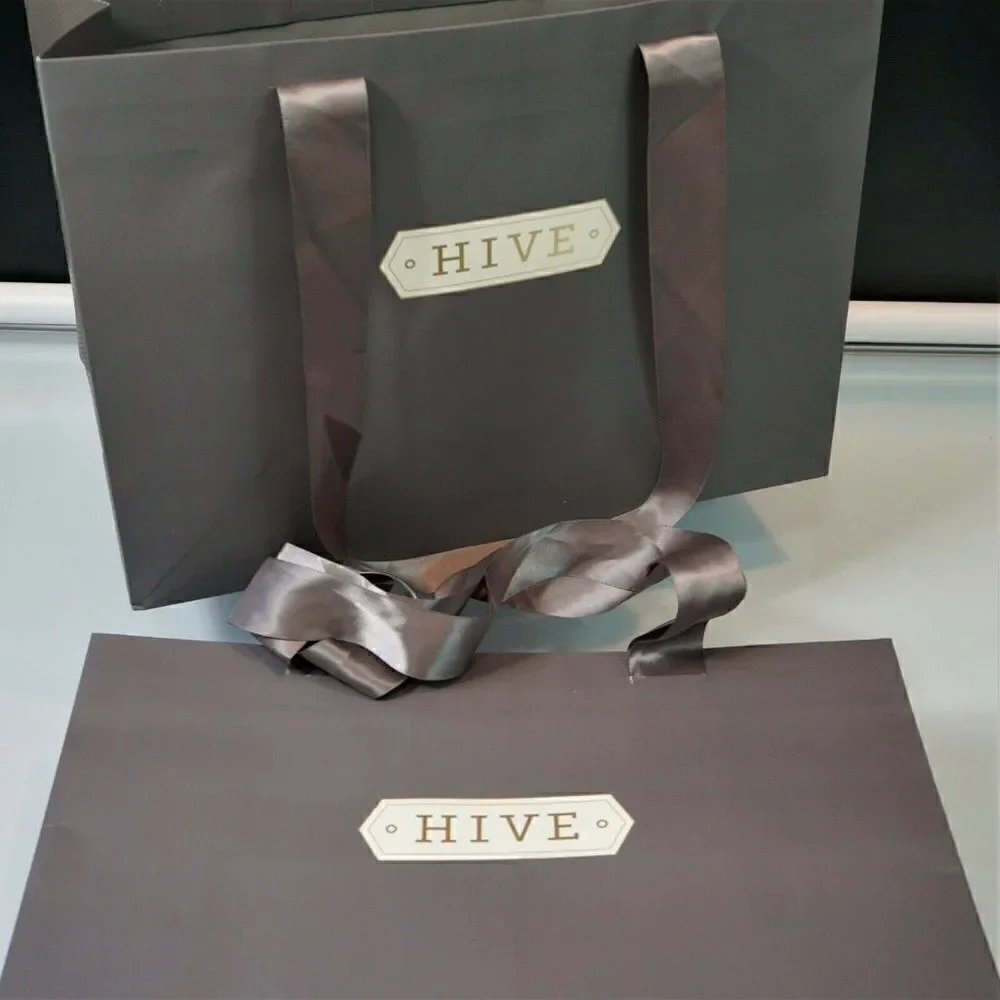Hive Boutique Store West Palm Beach Florida Totes 2 Paper Gift Bags Rope Handle